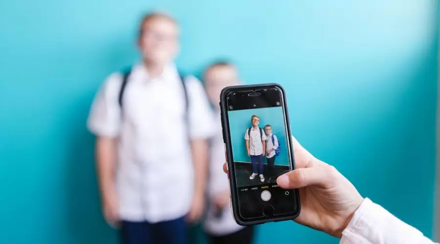 As parents, it's important to be aware of the potential impact of screen time on our children's development. For example, a recent study from 2018 found that elementary school students who spent more time on screens experienced behavioral problems, such as restlessness, reduced attention span, and hyperactivity.